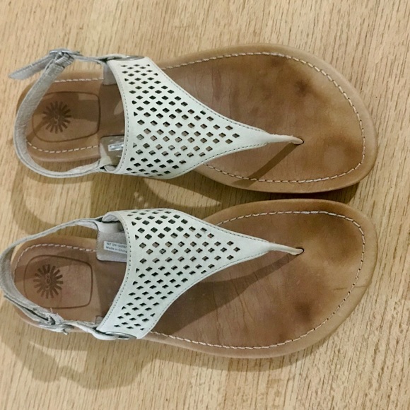 UGG Shoes - UGG leather sandals size 7/7.5